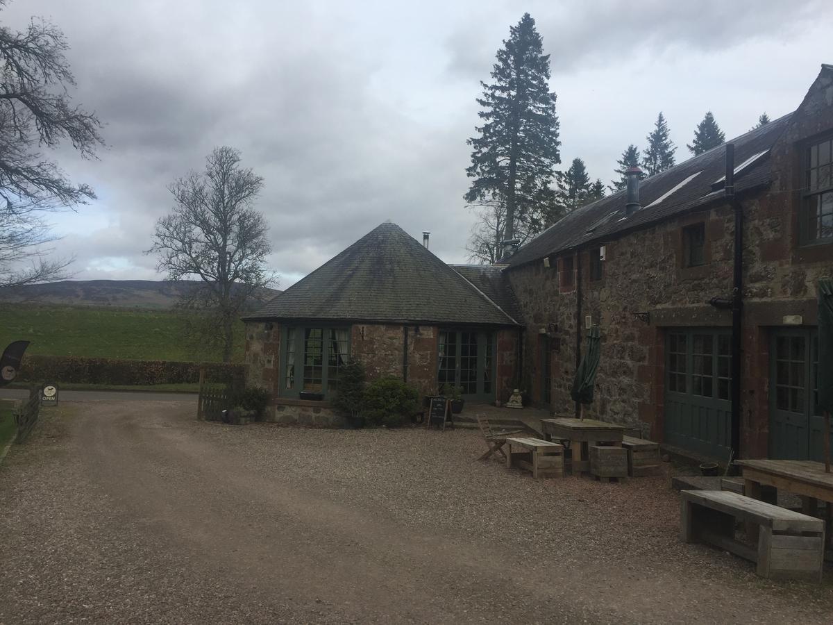 Lodge At Lochside Bridgend of Lintrathen Buitenkant foto