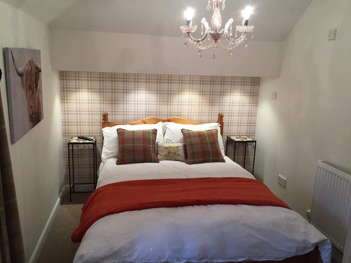 Lodge At Lochside Bridgend of Lintrathen Buitenkant foto